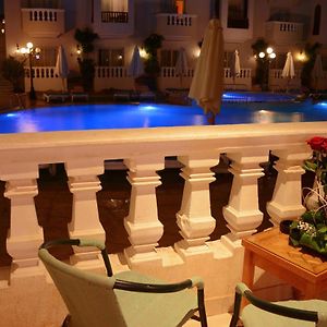Superior Double Room Pool View